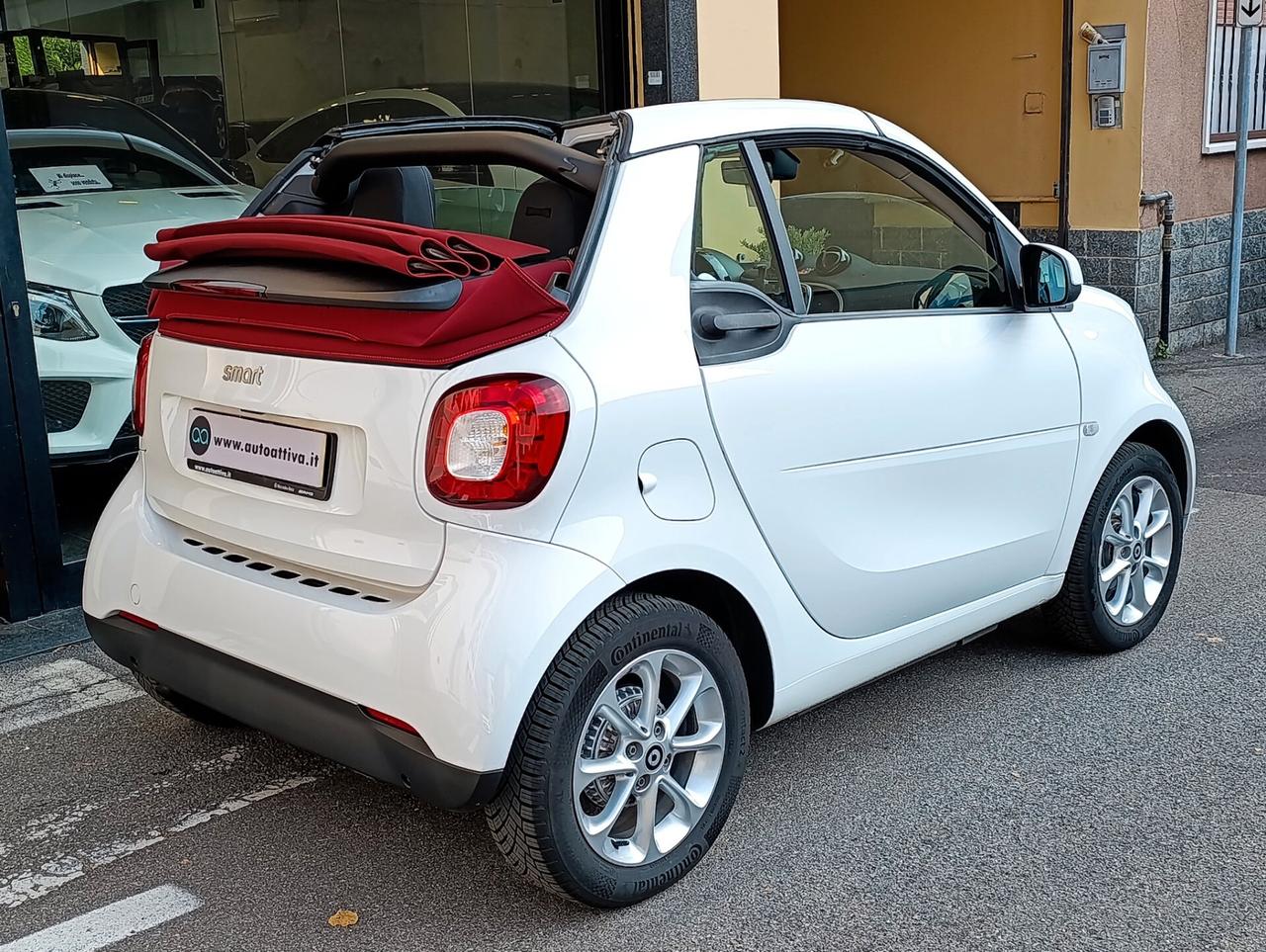 Smart ForTwo 70 1.0 twinamic cabrio Capote Rossa