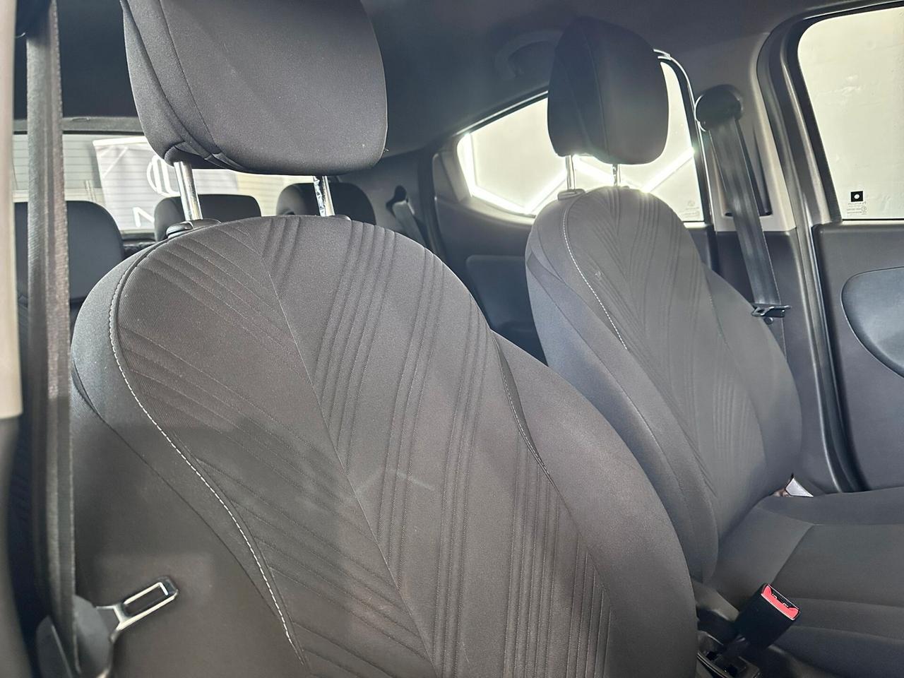 Lancia Ypsilon 1.0 FireFly 5 porte S&S Hybrid Alberta Ferretti