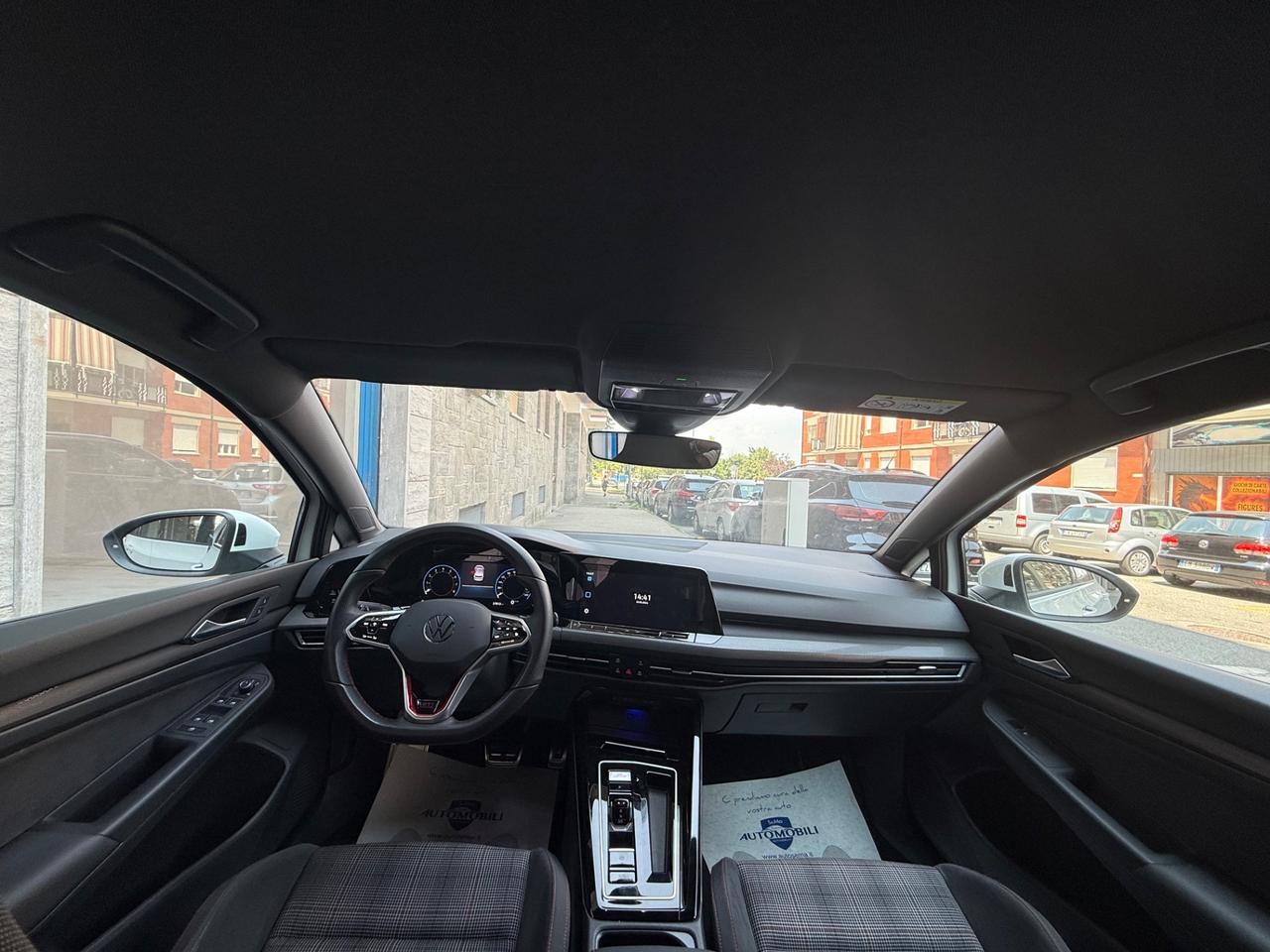 Volkswagen Golf GTI 2.0 TSI DSG PERFORMANCE