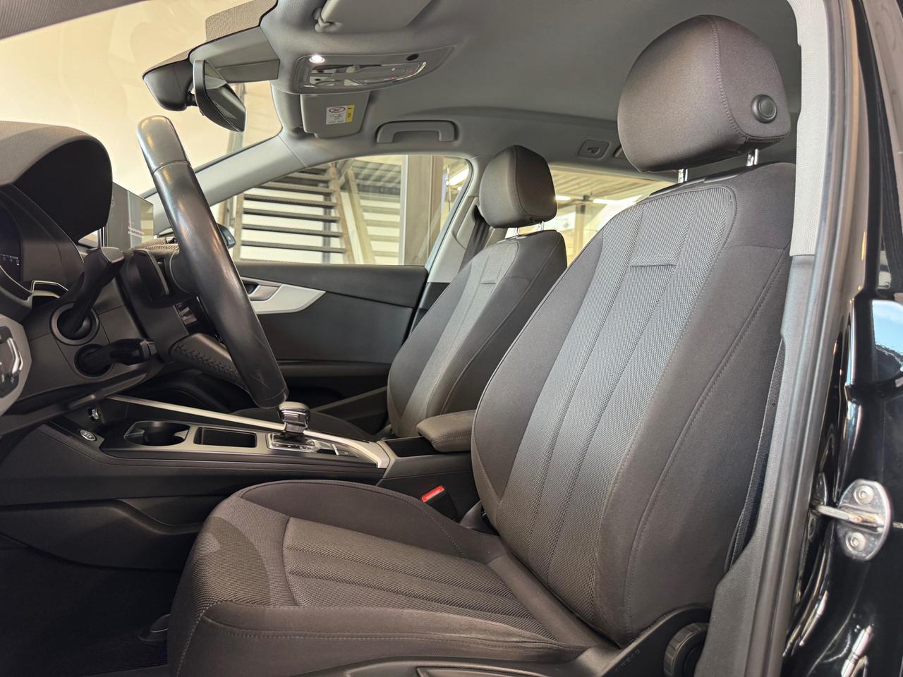 Audi A4 Avant 30 2.0 tdi mhev Business Advanced 136cv s-tronic