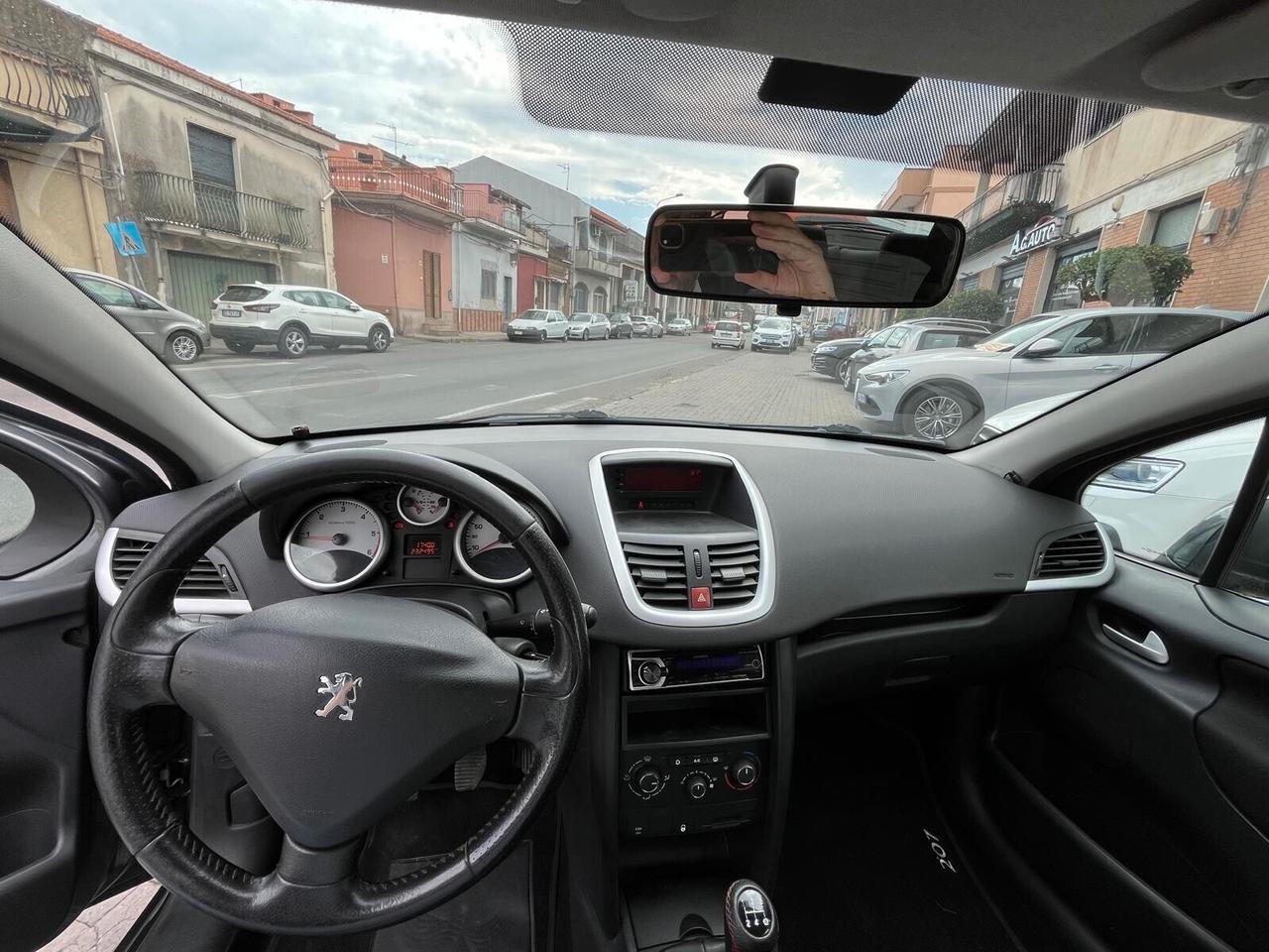 Peugeot 207 1.4 HDi 70CV FAP 5p. X Line