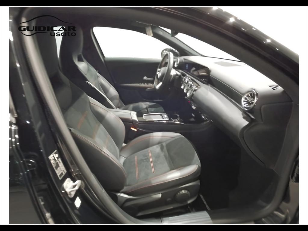 Mercedes-Benz Classe A - W177 2023 - A 250 e phev AMG Line Advanced Plus auto