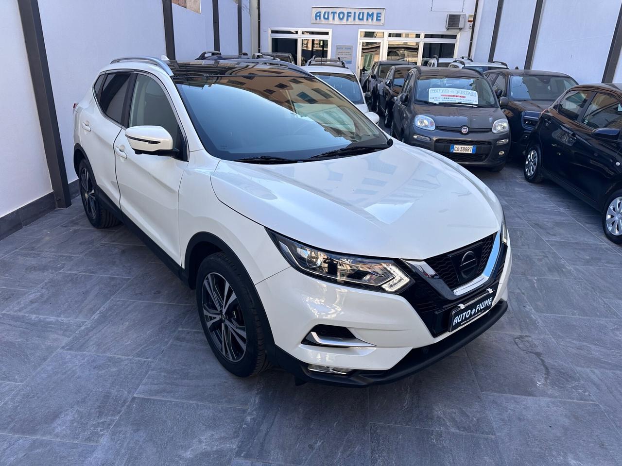 Nissan Qashqai 1.5 dCi N-Connecta