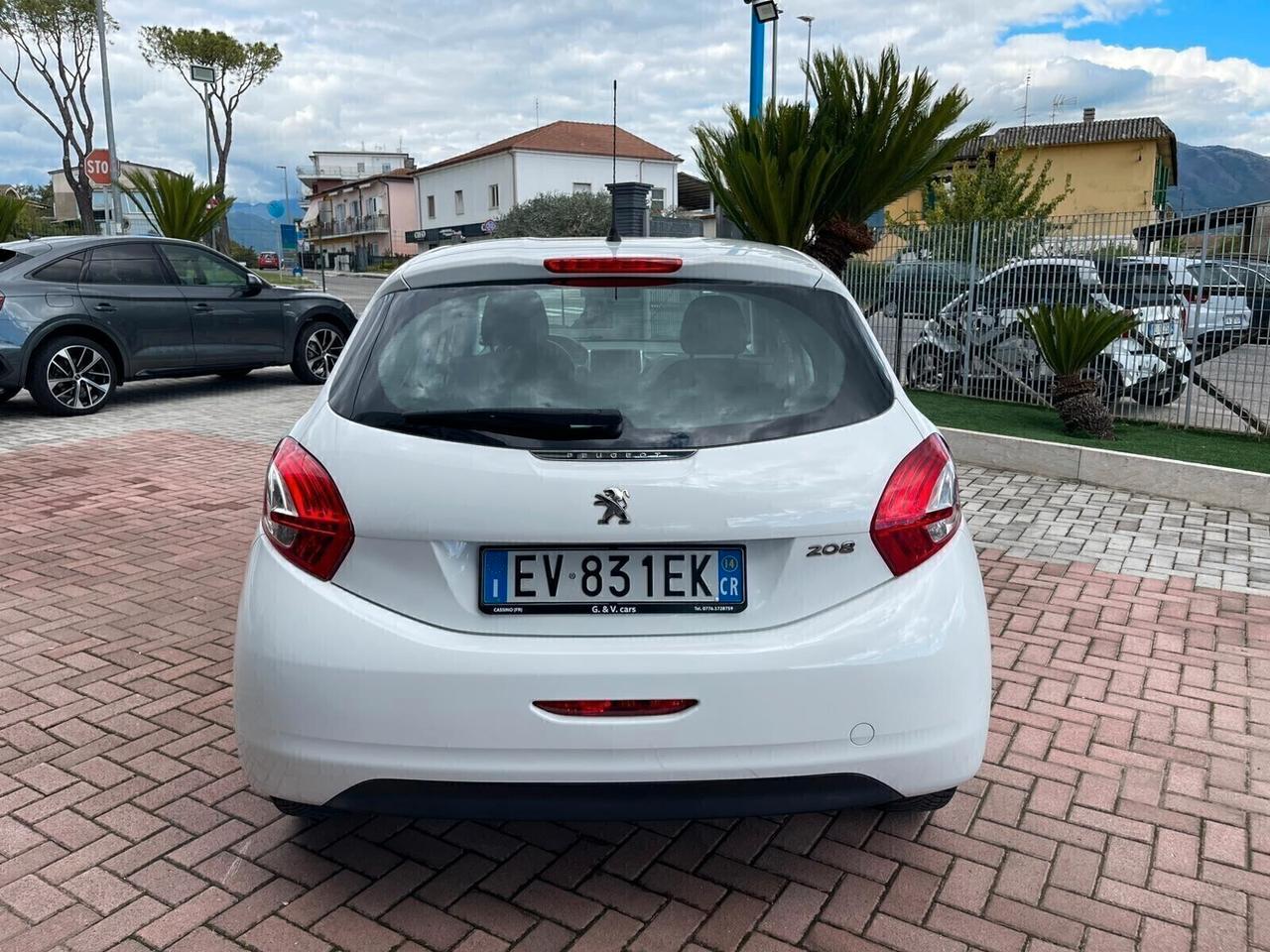 Peugeot 208 1.2 puretech 82cv