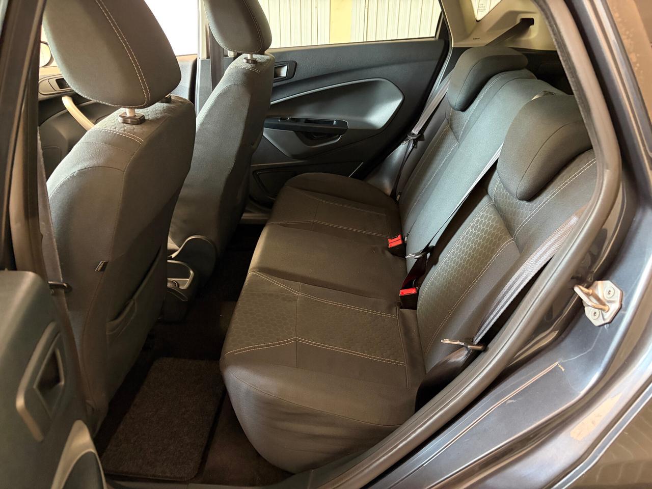 Ford Fiesta 1.4 TDCi 5p. Titanium