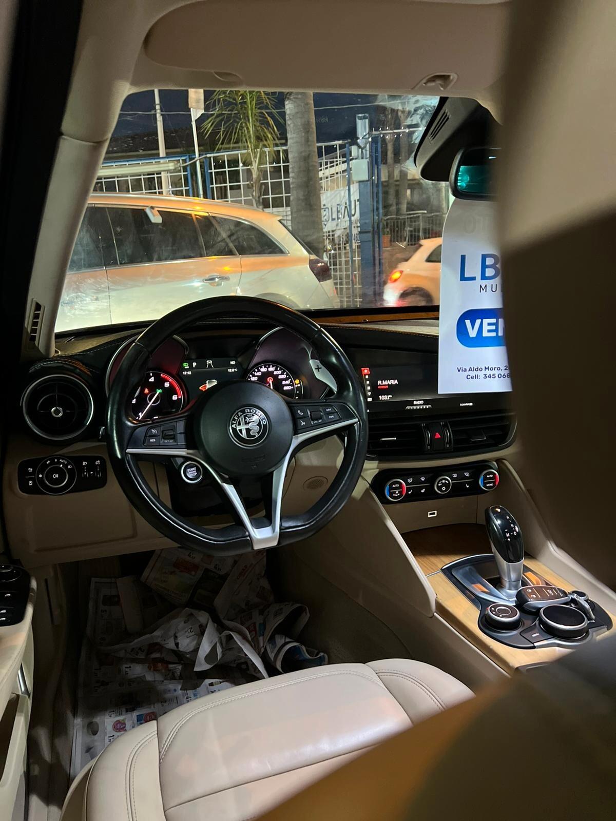 Alfa Romeo Giulia 2.2 Turbodiesel 180 CV AT8 Business Sport Launch Ed.