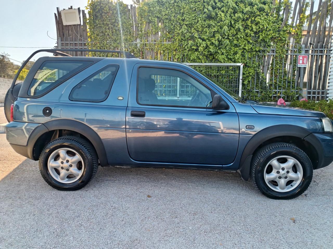 Land Rover Freelander 2.0 Td4 16V cat 3p. Softb. SE