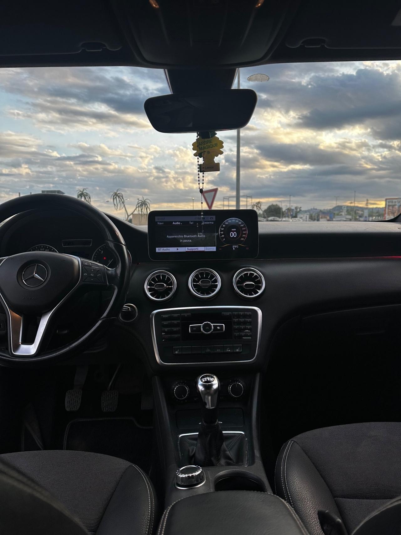 Mercedes-benz A 180 A 180 CDI Premium