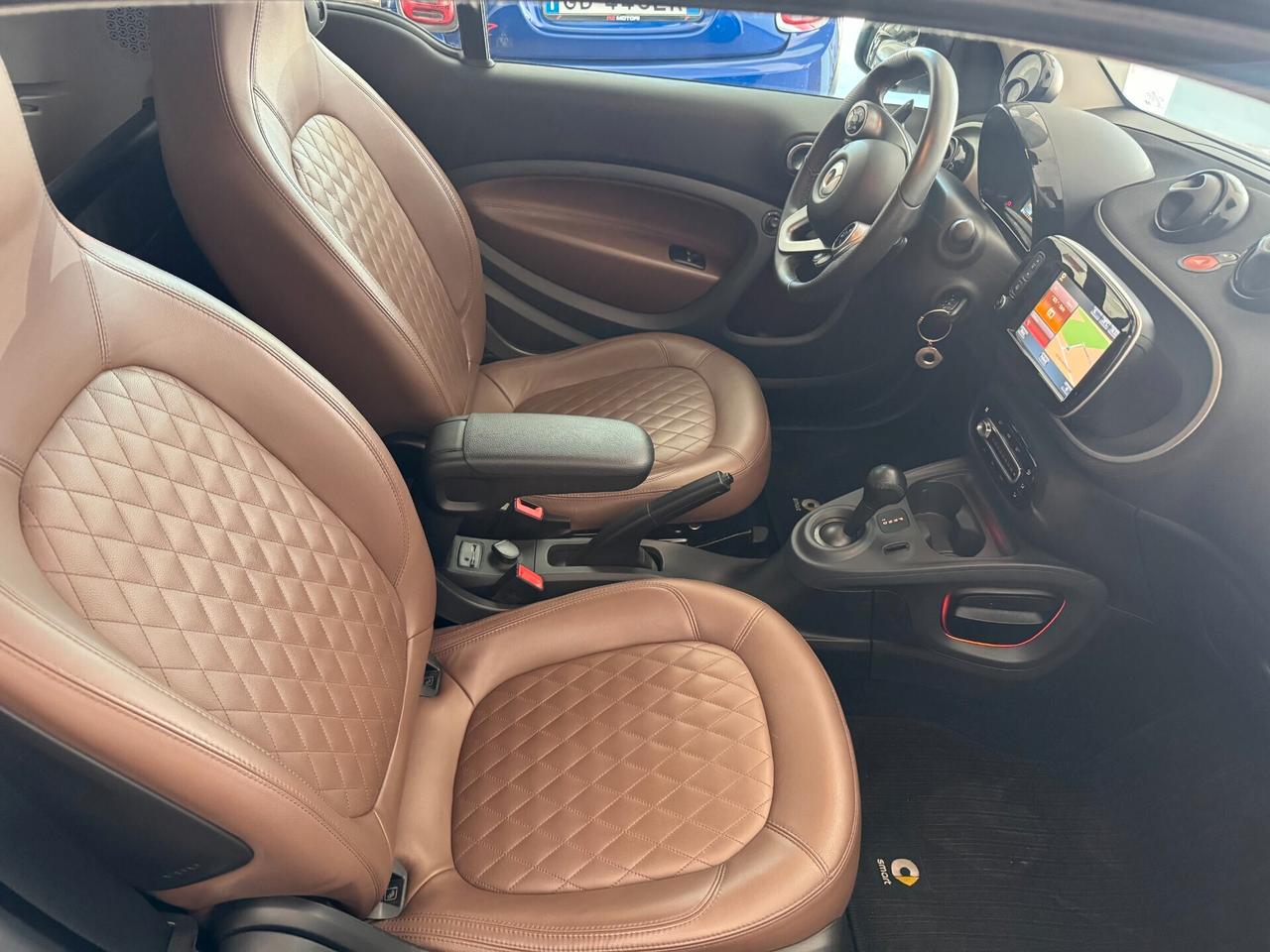 Smart ForTwo SUPERPASSSION 90 CV 0.9 t Superpassion 90cv twinamic-INTERNI PELLE COCOA-FULL OPTIONAL-