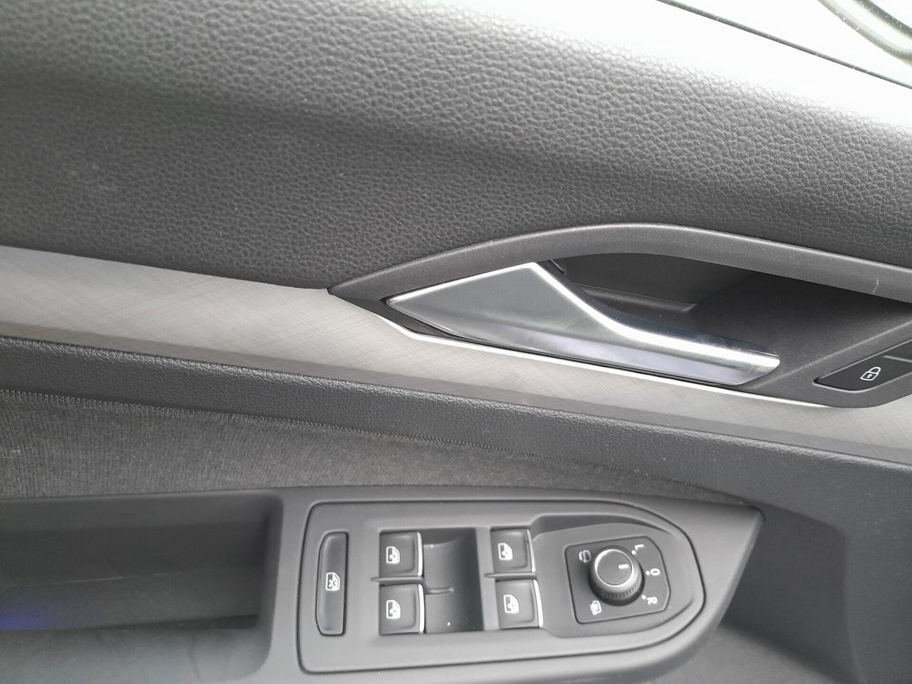 Volkswagen Golf 2.0 TDI 115 CV SCR Life