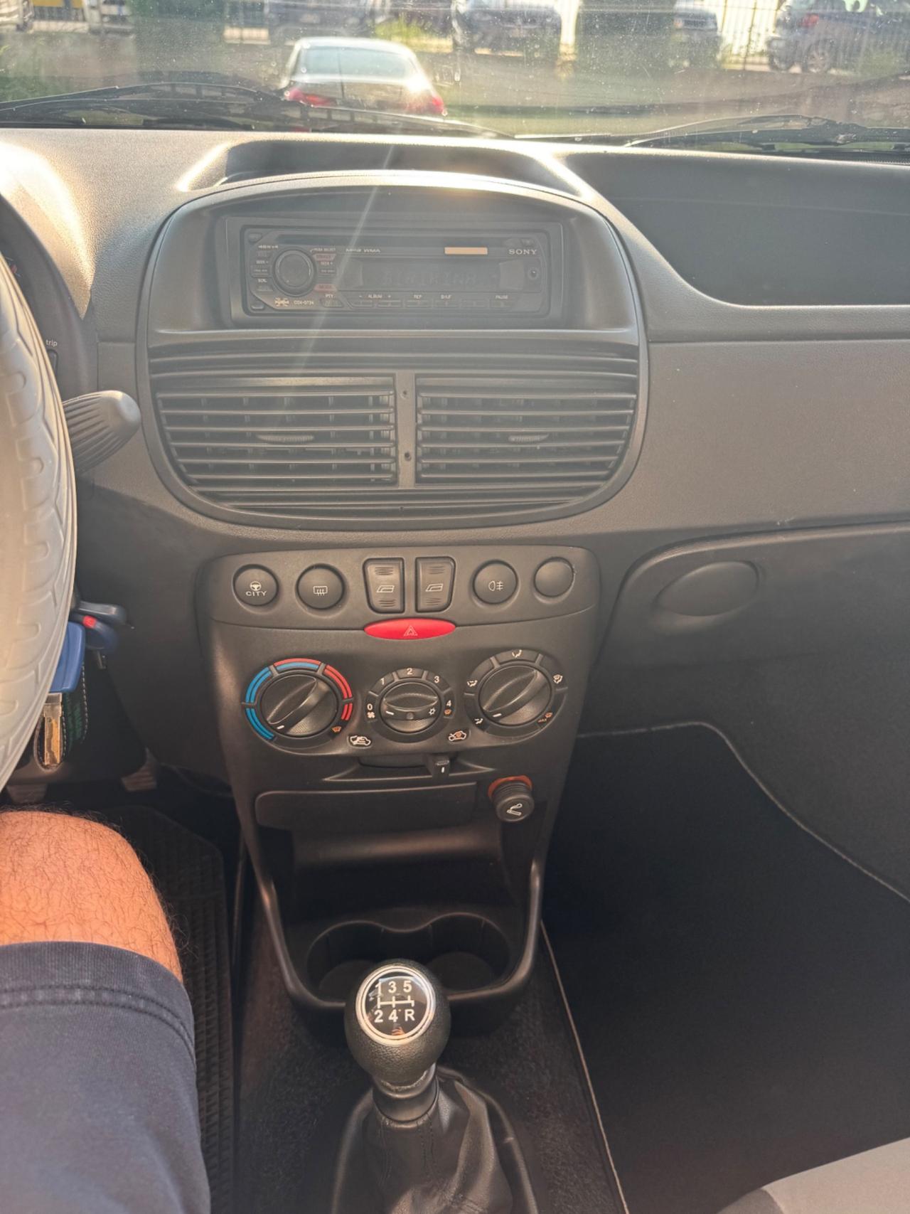 Fiat Punto 1.2 3p. 2 posti Natural Power Van Neopatentati