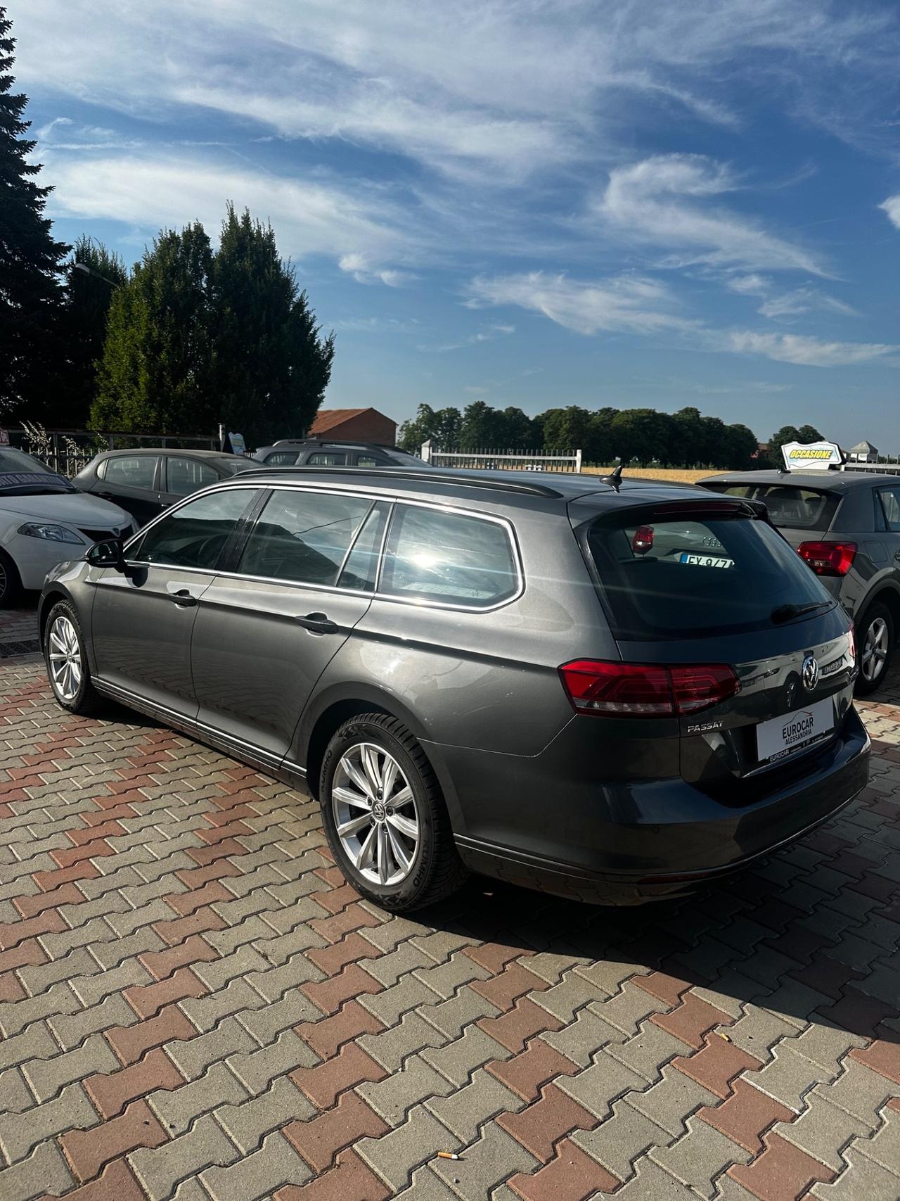 Volkswagen Passat Variant 2.0 TDI DSG Highline BlueMotion Technology