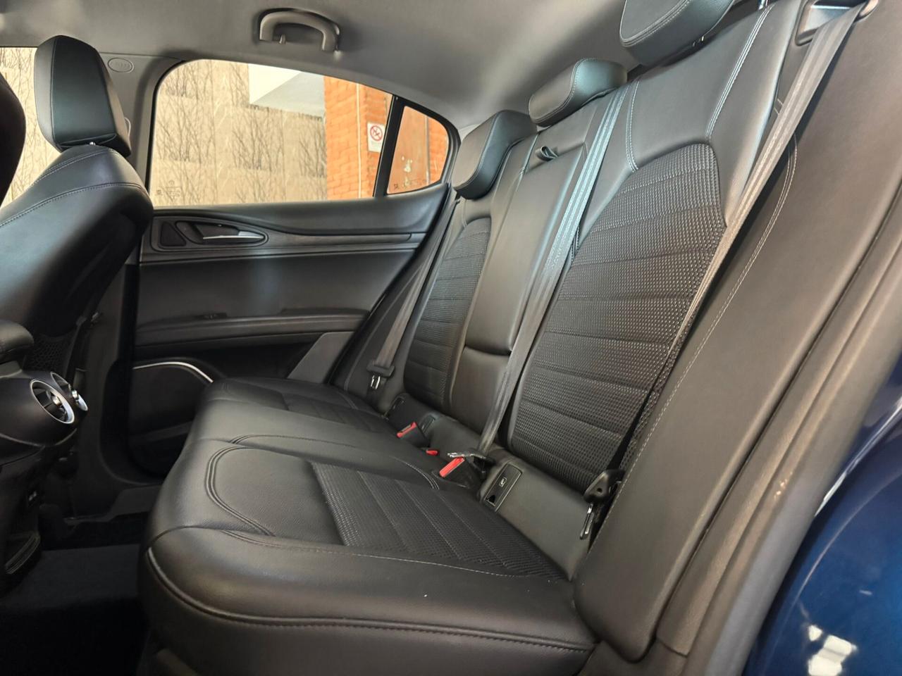 Alfa Romeo Stelvio 2.2 Turbodiesel 160 CV AT8 RWD Business