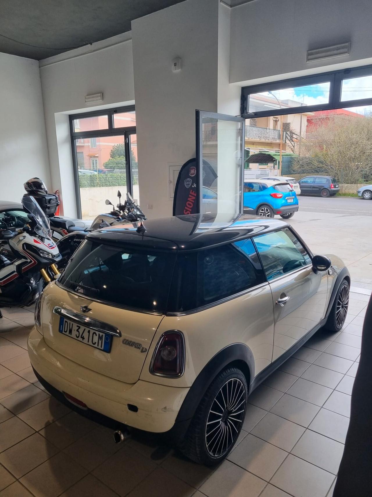 Mini 1.6 16V Cooper D