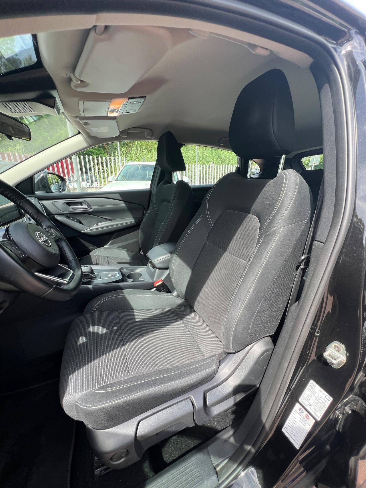 Nissan Qashqai MHEV 140 CV Business