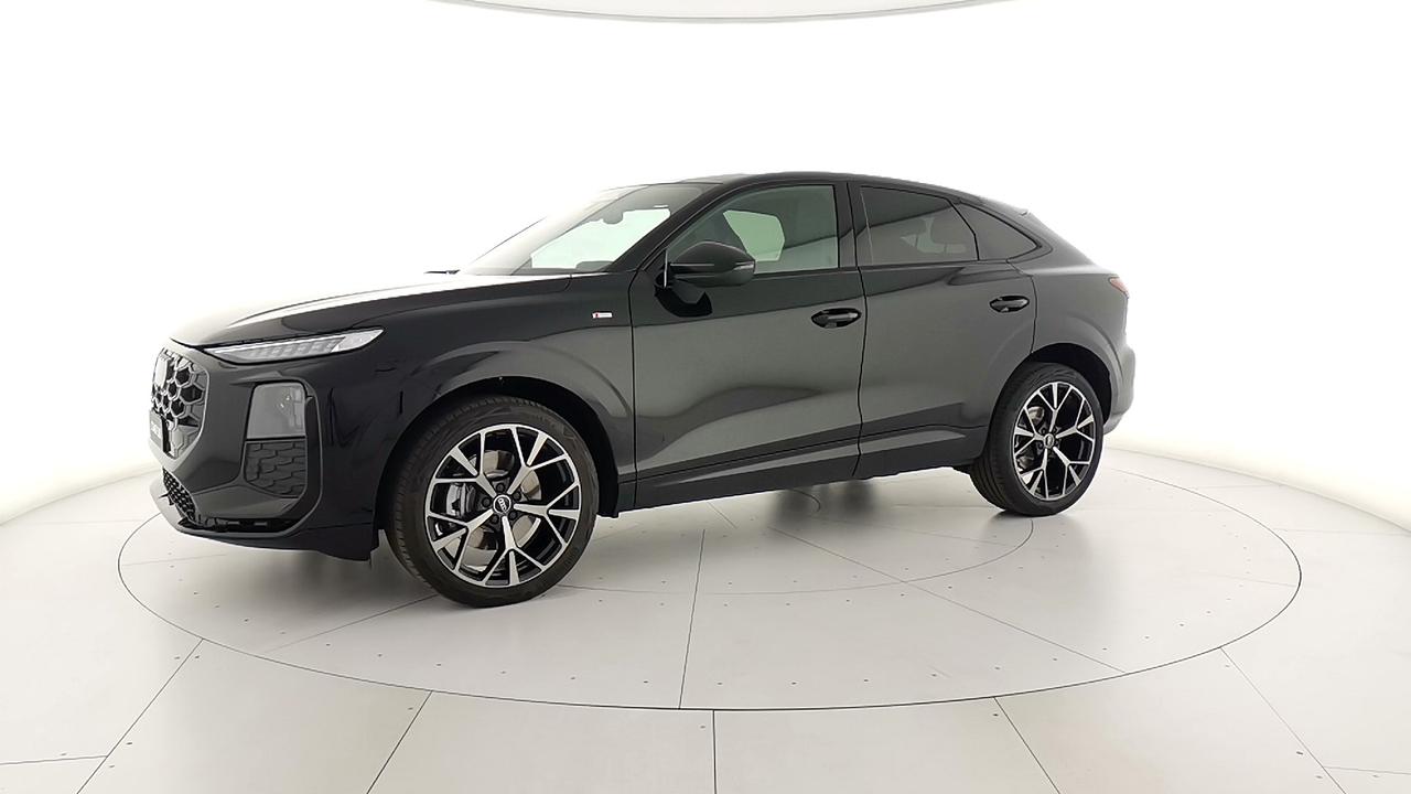 AUDI Q3 II 2025 Sportback - Q3 Sportback 2.0 tdi S line edition 150cv s-tronic