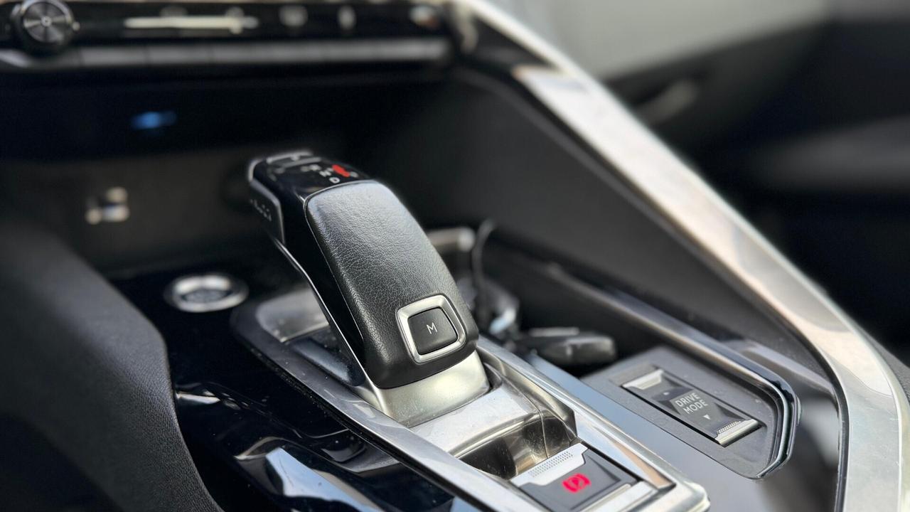 Peugeot 3008 BlueHDi 130 S&S Active Business