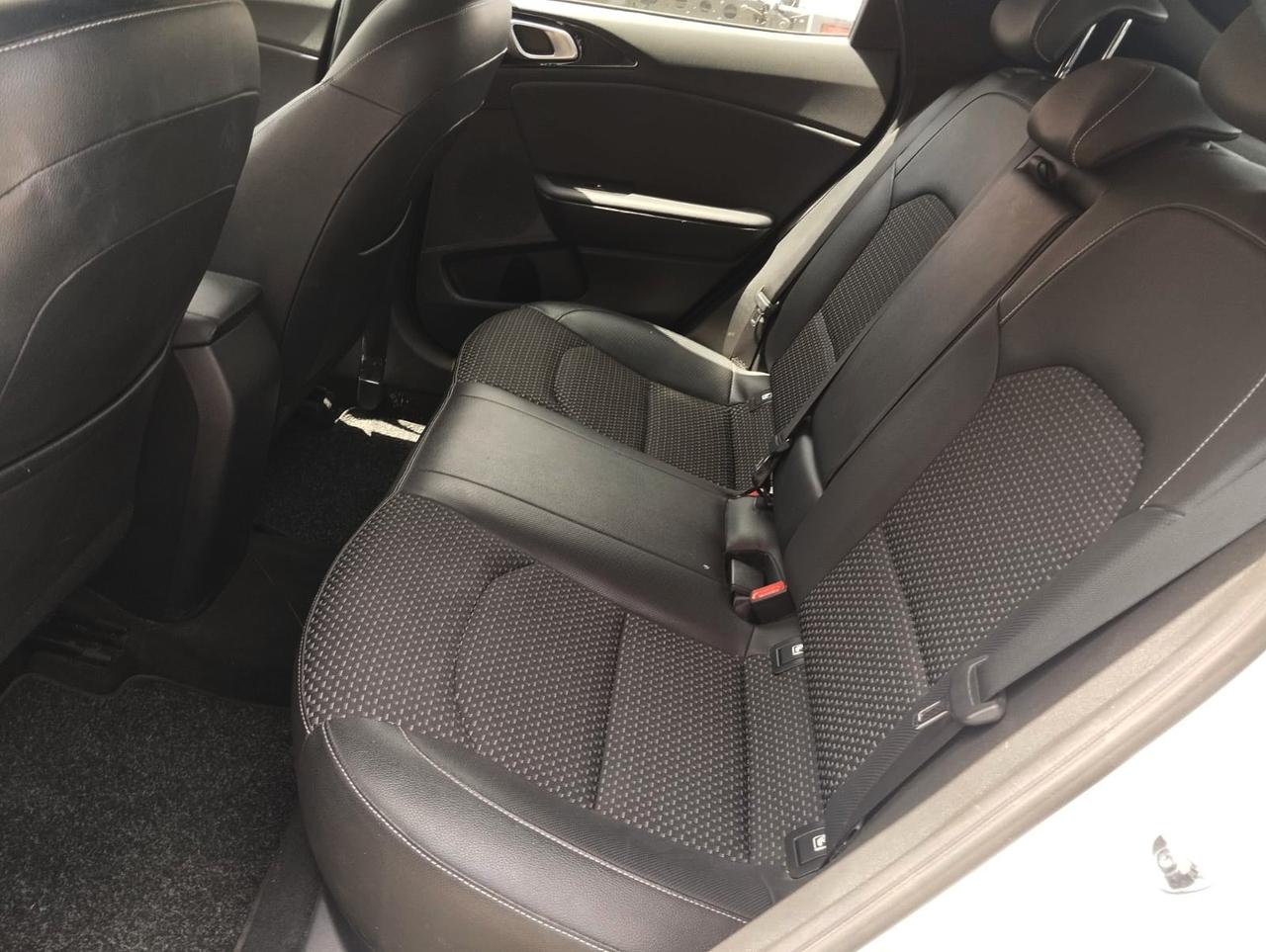 KIA XCeed 2019 - XCeed 1.6 crdi mhev Style 136cv imt