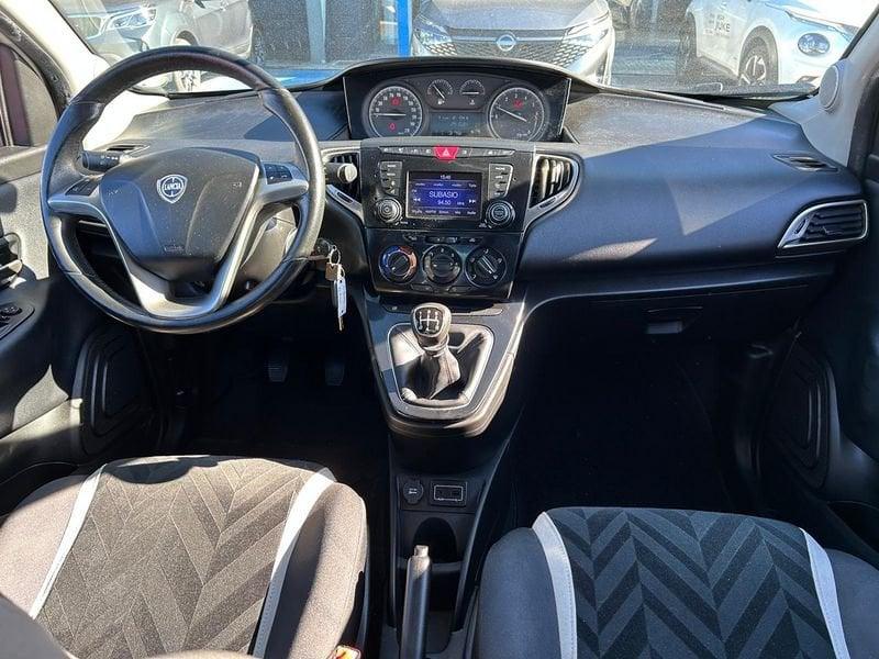 Lancia Ypsilon 1.2 Silver 69cv