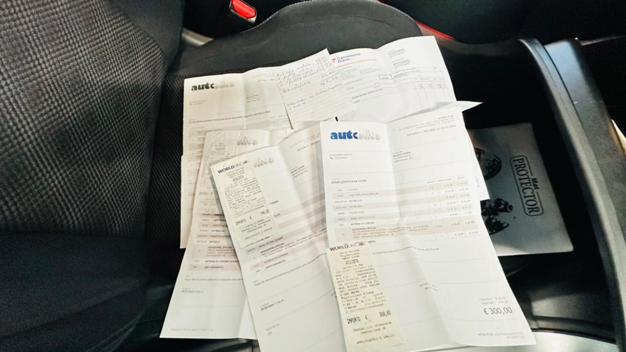 Nissan Qashqai 1.6 dCi 4x4 Tekna. Tagliandi certificati