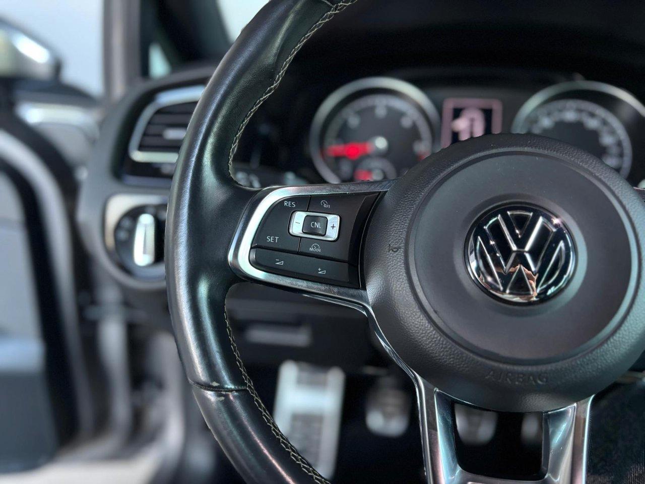 Volkswagen Golf 5 Porte Golf 5p 1.6 tdi Sport Edition 110cv R-Line