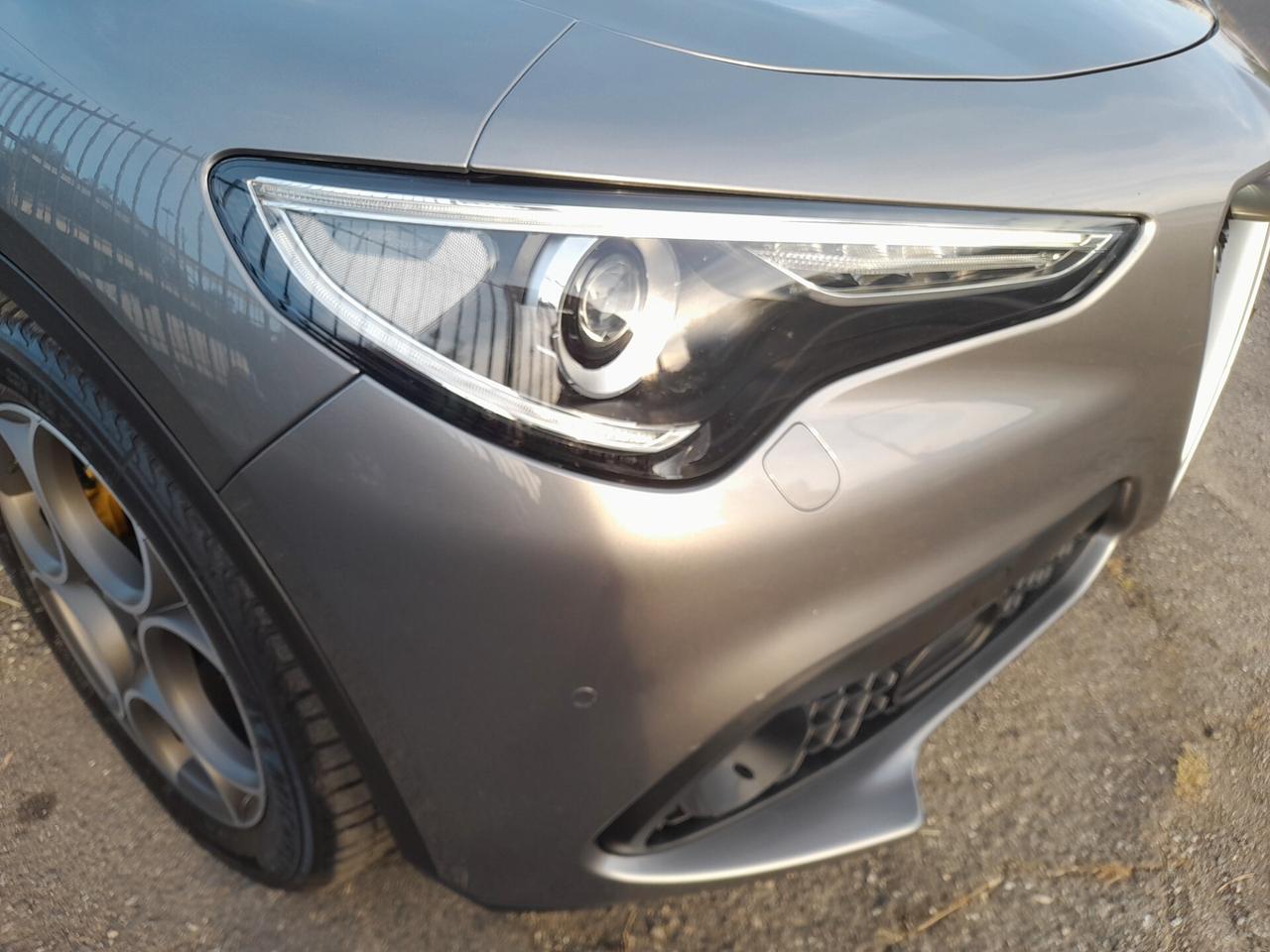Alfa Romeo Stelvio 2.2 Turbodiesel 150 CV AT8 RWD Super