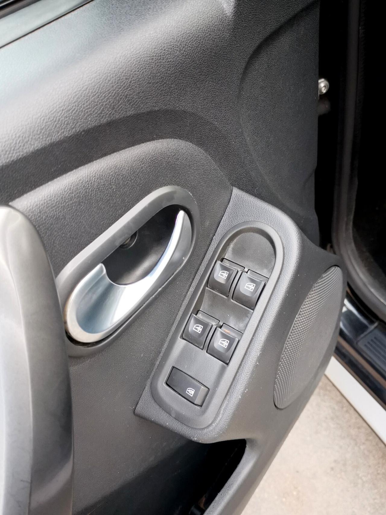 Dacia Duster 1.5 dCi 110 CV S&S 4x2 Serie Speciale Brave