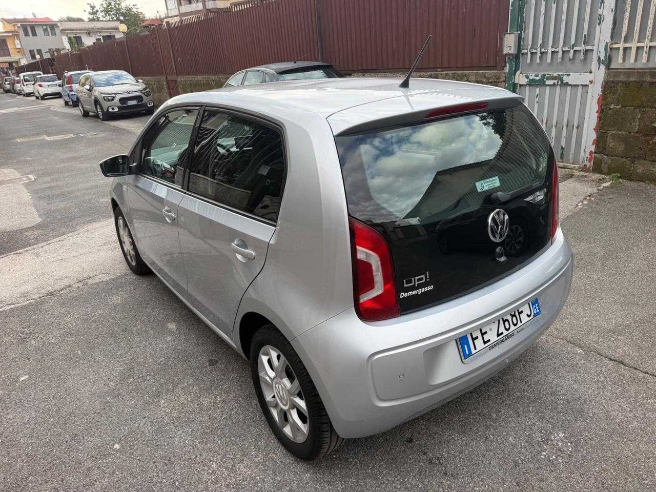 Volkswagen up! 1.0 75 CV 5p. high