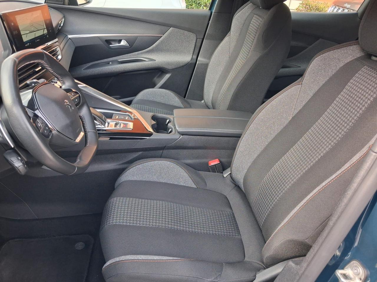 Peugeot 3008 BlueHDi 130 S&S EAT8 Active Business