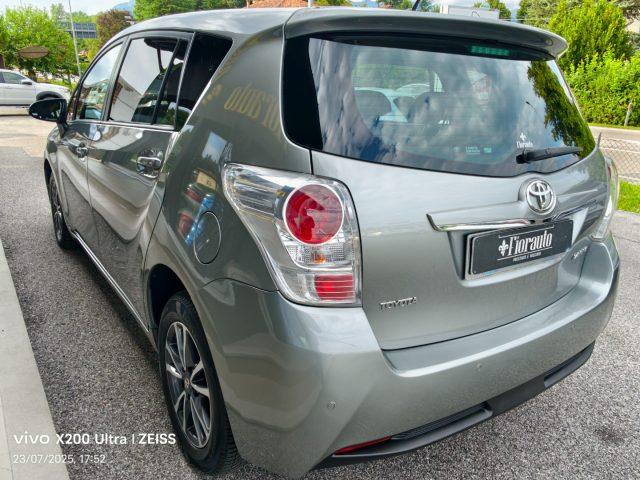 TOYOTA Verso 2.0 D Active 7 posti