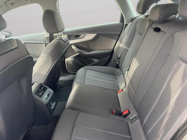 AUDI A4 Avant 45 TFSI quattro S tronic Business