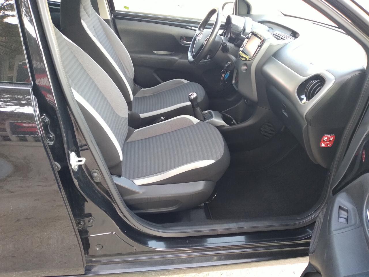 Toyota Aygo 1.0 VVT-i 72 CV 5 porte x-play