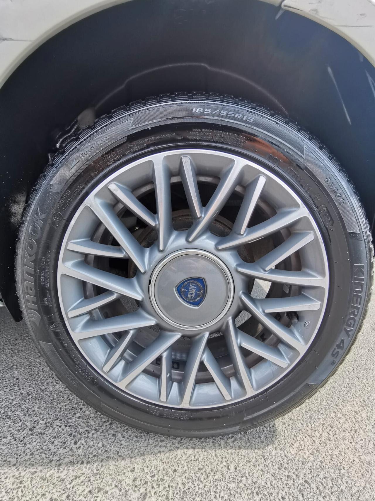 Lancia Ypsilon 1.3 MJT 75 CV Platinum 2011