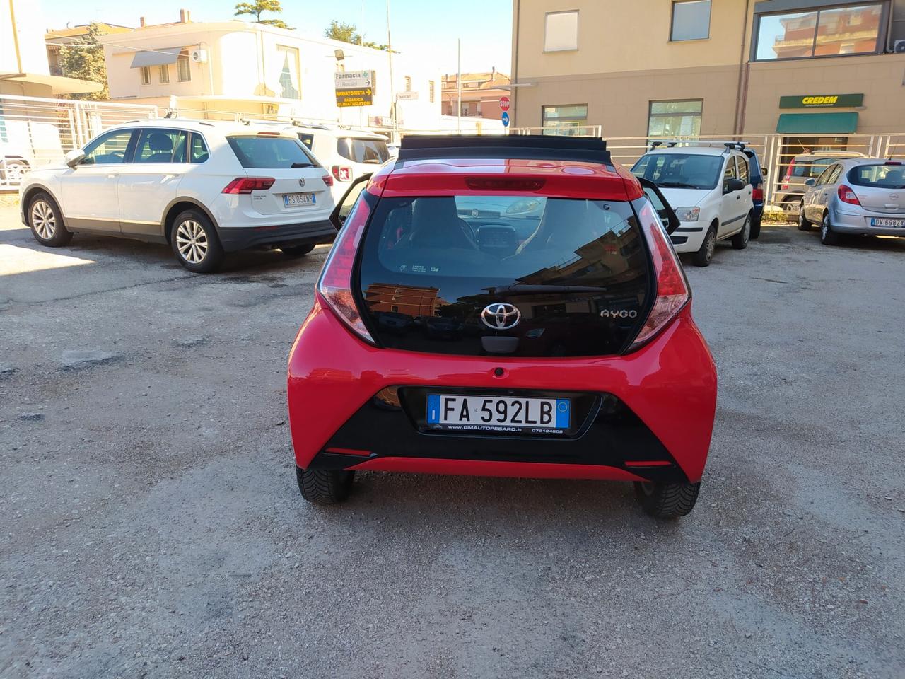 Toyota Aygo 1.0 VVT-i 69 CV 5 porte x-wave Neopatentati