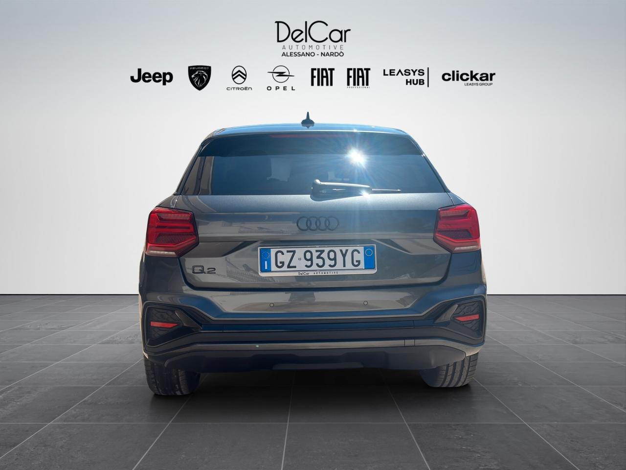 Audi Q2 30 TDI Identity Black