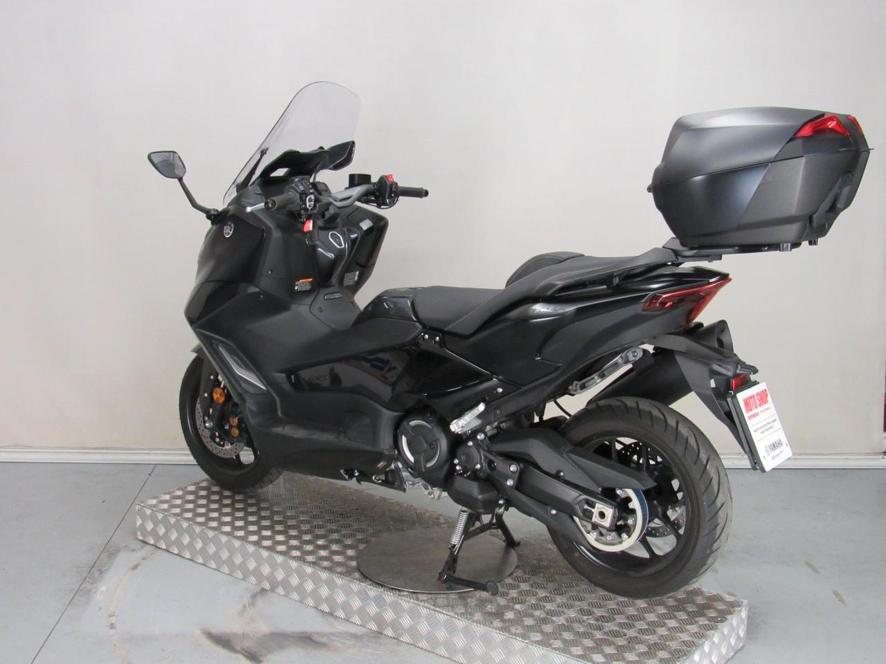 Yamaha TMAX 560 ABS TECH MAX