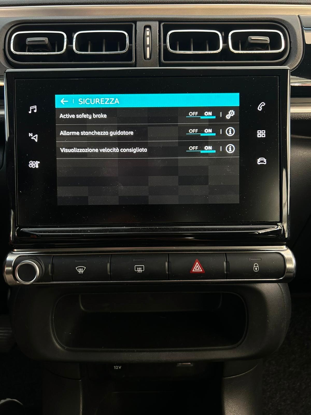 Citroen C3 PureTech 1.2 Benzina 110 cv S&S Shine