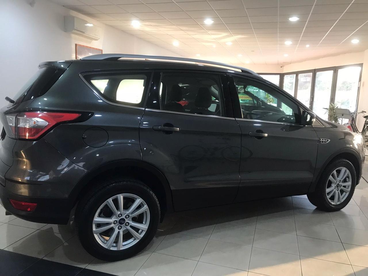 Ford Kuga 1.5 TDCI 120 CV S&S 2WD Business