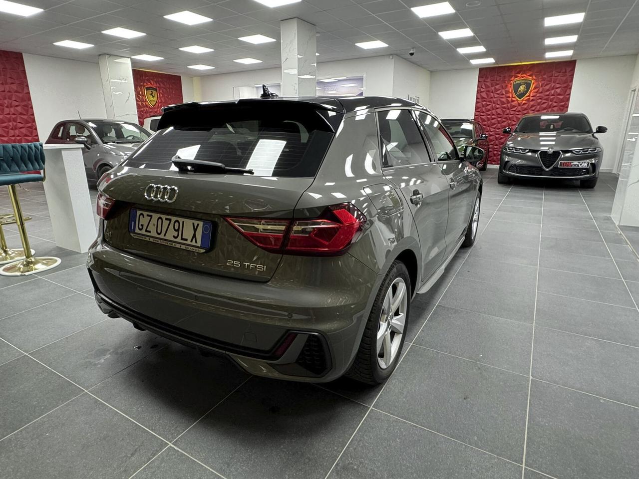 Audi A1 SPB 25 TFSI S tronic line edition