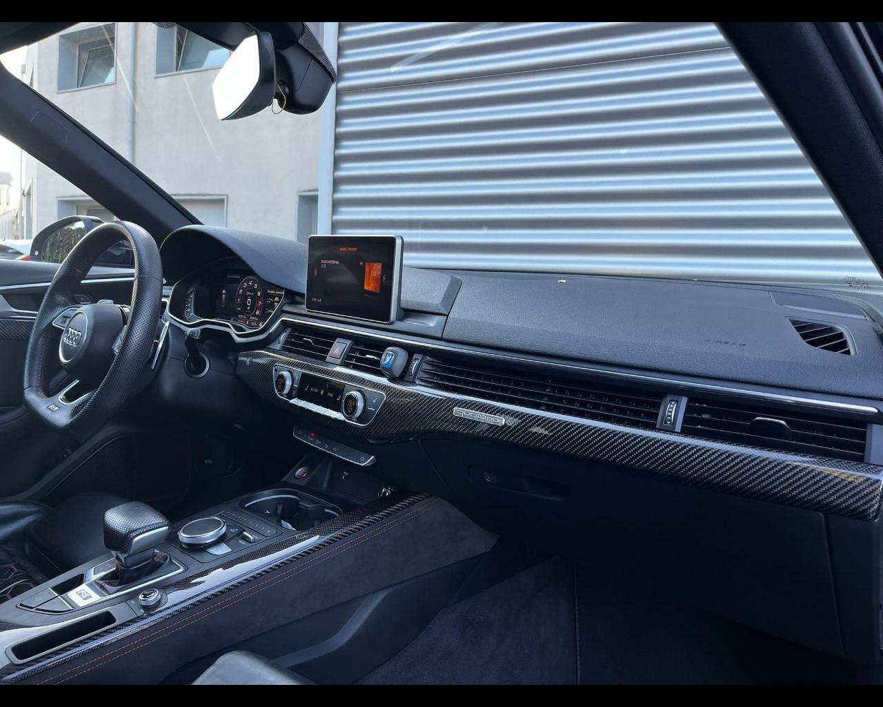 AUDI RS4 AVANT TIPTRONIC QUATTRO