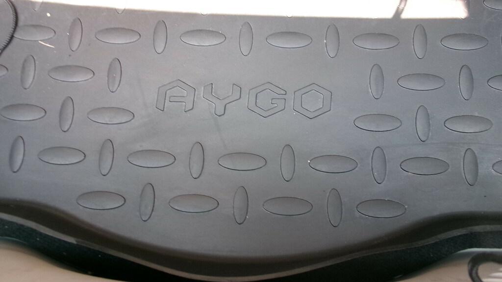 Toyota Aygo 5 Porte 1.0 VVT-i x-play