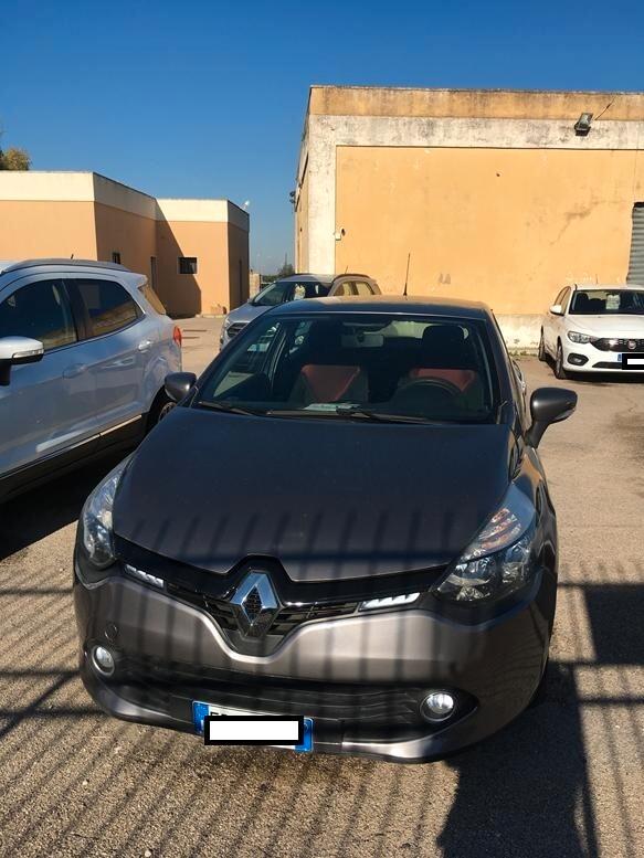 Renault Clio 1.2 75CV 5 porte Zen