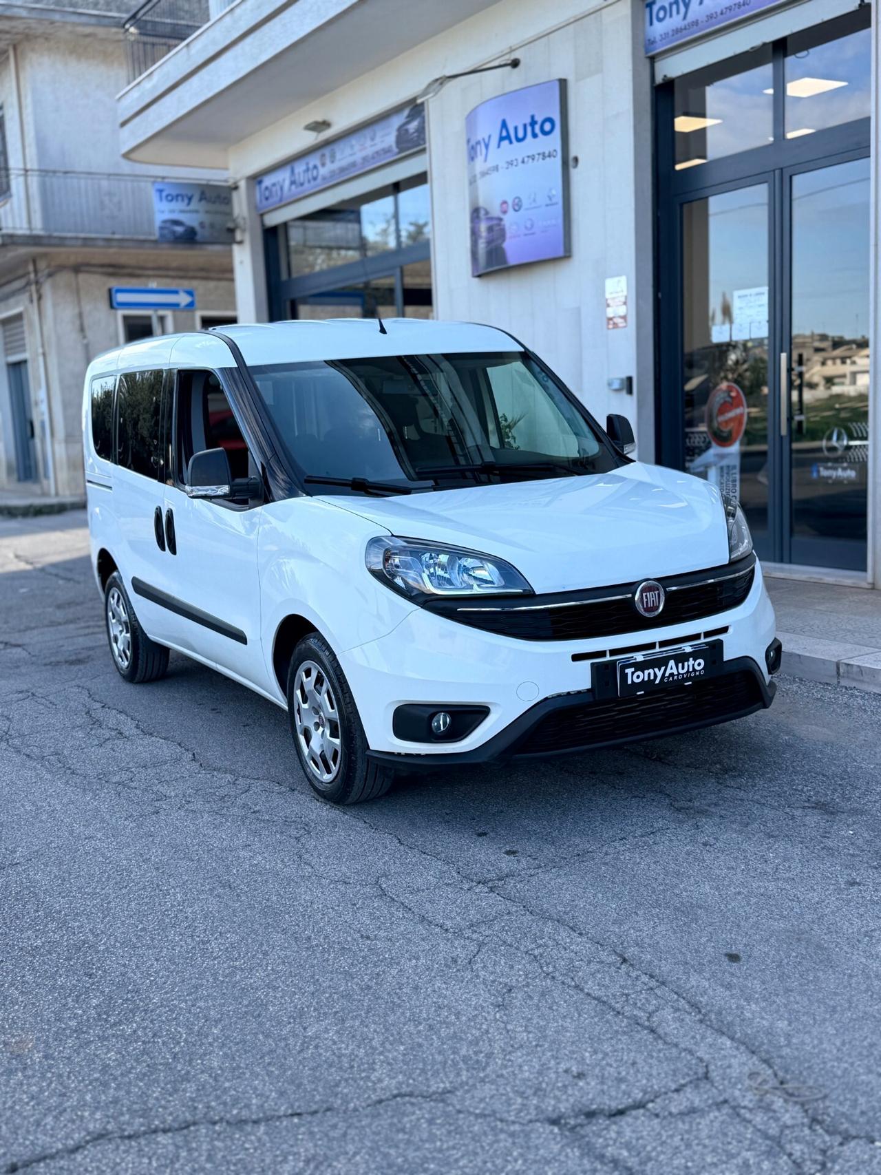 Fiat Doblo 1.6 MJT 16v Lounge N1 5POSTI con NAVI,BLOCK SHAFT,BLUETOOTH,SCHERMO TOUCH