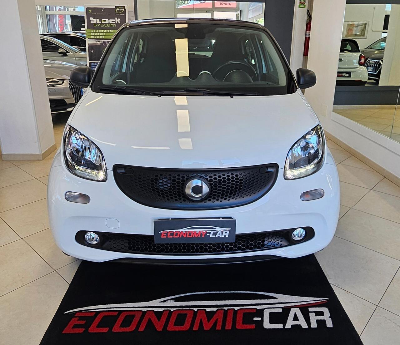 Smart ForFour 70 1.0 twinamic Nightview black