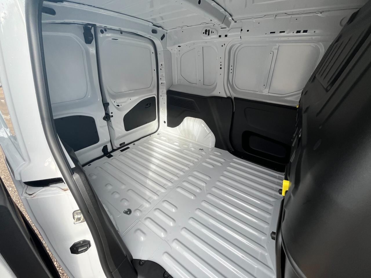 Doblò serie 2 VAN CH1 1.5 BlueHdi 100cv KM ZERO