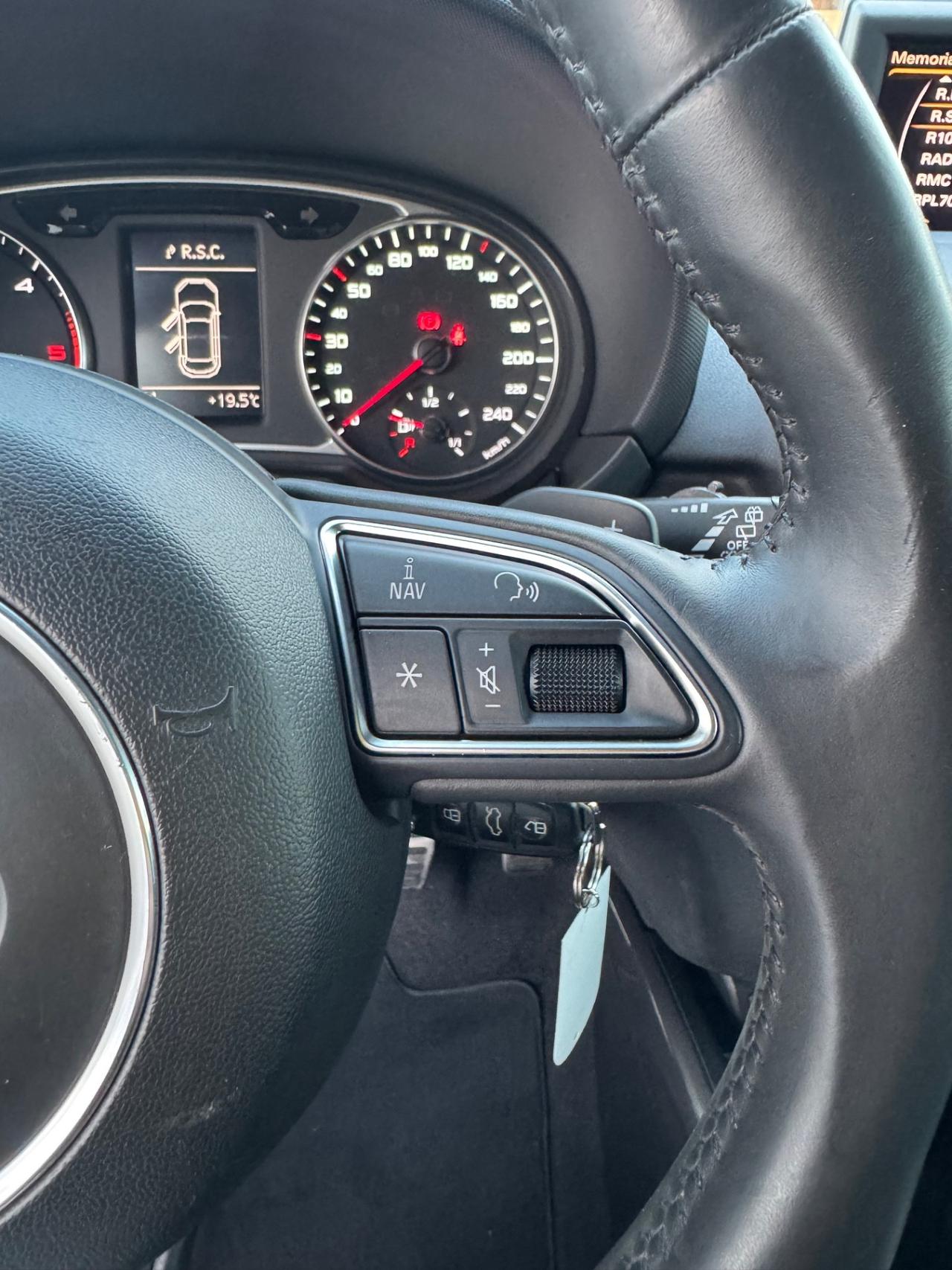 Audi A1 SPB 1.6 TDI CAMBIO AUTOMATICO/UNICOPROPRIETARIO