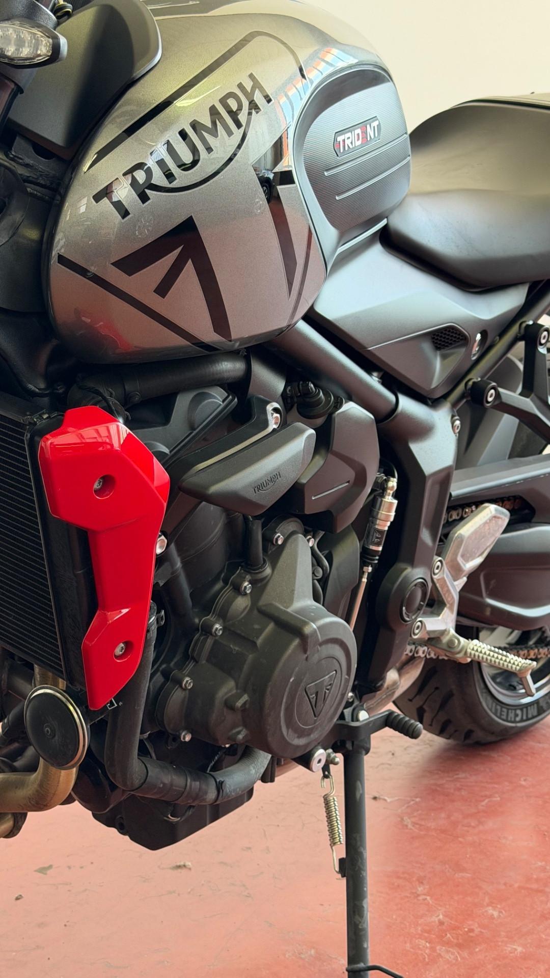 Triumph Trident 660