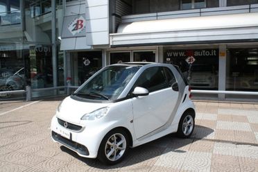 SMART ForTwo 1000 52 kW MHD coupé pulse