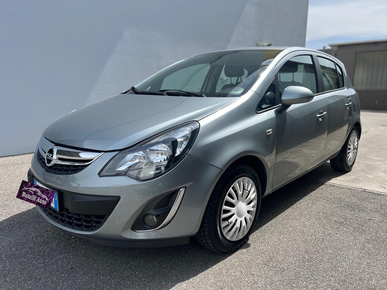 Opel Corsa 1.2 BENZ - ADATTA A NEOPATENTATI