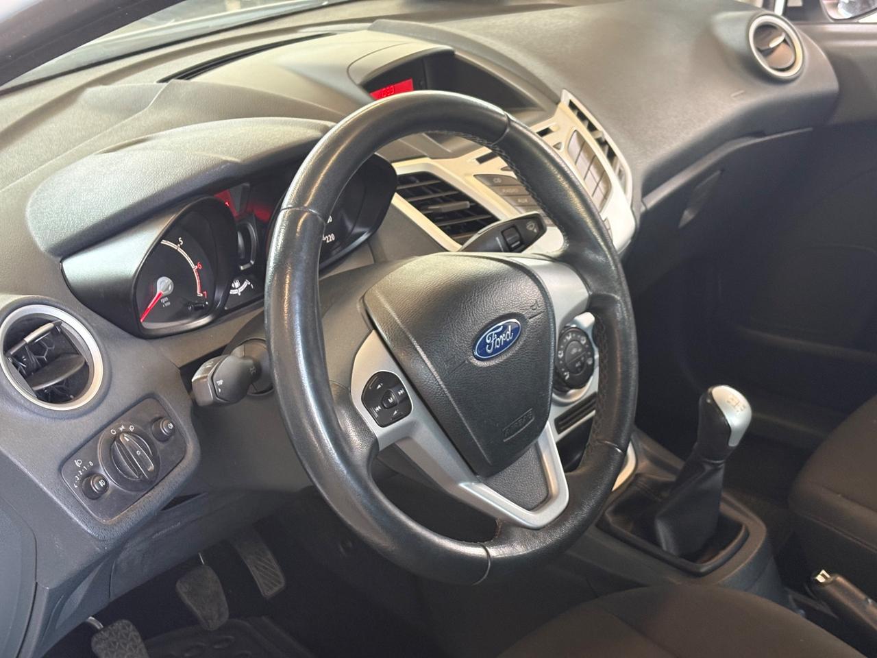 Ford Fiesta 1.2 82 CV 5 porte Titanium